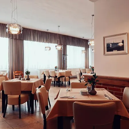 Hotel Mestsky Bobik
